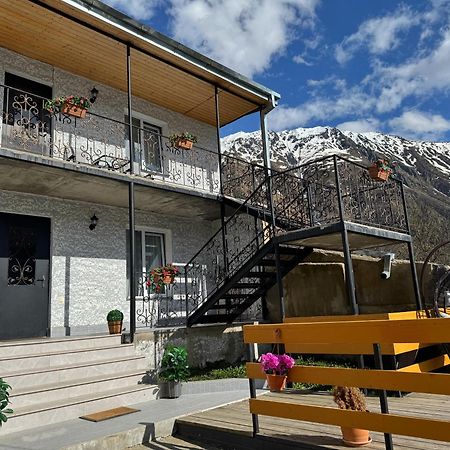Hotel Elia Kazbegi Bagian luar foto