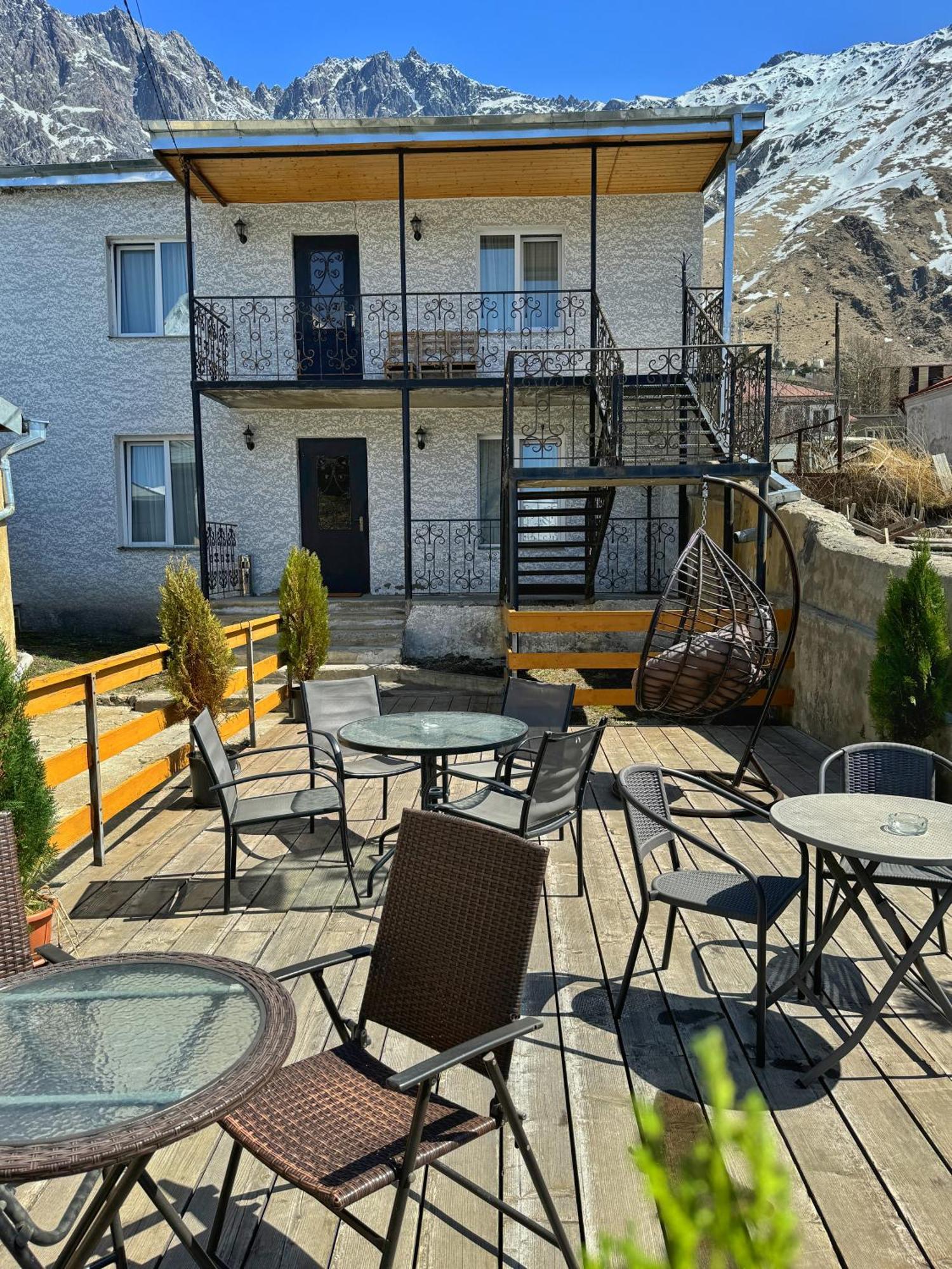 Hotel Elia Kazbegi Bagian luar foto